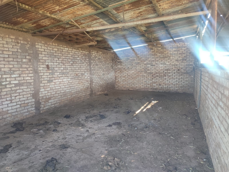 4 Bedroom Property for Sale in Zeerust North West